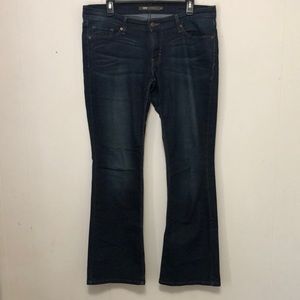 ⭐️ Low Rise Bootcut Jeans